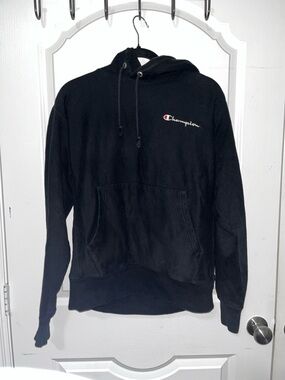 Champion hoodie size medium